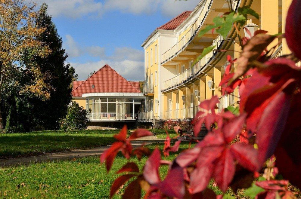 Akzent Hotel Am Burgholz Tabarz Buitenkant foto