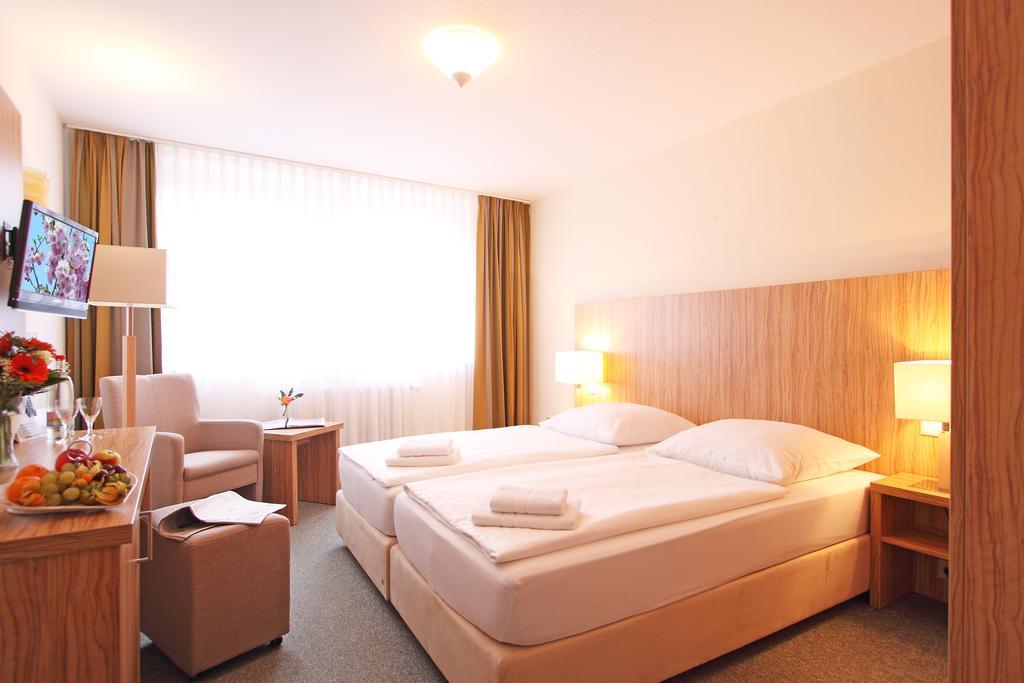 Akzent Hotel Am Burgholz Tabarz Buitenkant foto