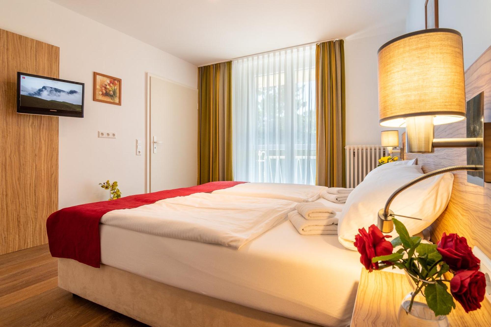Akzent Hotel Am Burgholz Tabarz Buitenkant foto
